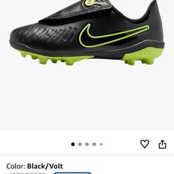 Nike Soccer Shoes 9c 