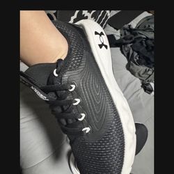 Women's Under Armor Running Shoes 