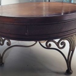 Circular Coffee Table 
