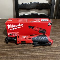 Milwaukee M12 3/8” Ratchet