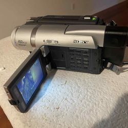 Sony DCR-TRV520 Digital8 HI8 8mm Video8 Camcorder VCR Player Video Transfer