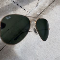 Ray Ban Aviator Sunglasses 