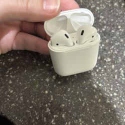 1st Gen AirPods