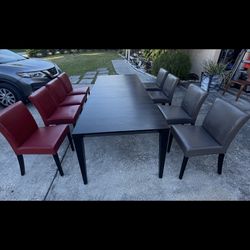 $200 Dining Room Set With 8 Chairs