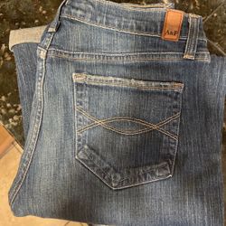 Abercrombie jeans