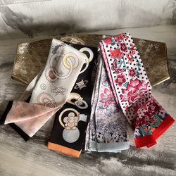 Twilly Scarf. 