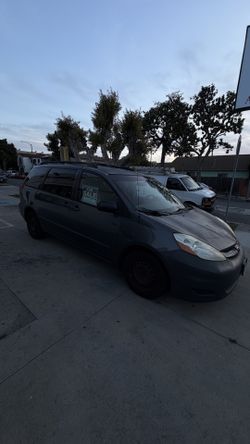 2009 Toyota Sienna