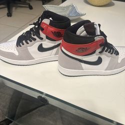 Sz 8.5 Jordan 1 Retro High Og  “Smoked Grey”