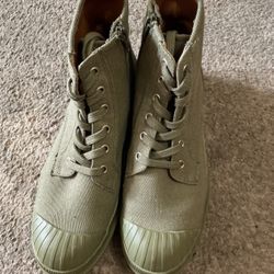 Women’s Combat Boots Size 9