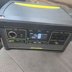 Goal Zero Yeti 500X Portable Power Station – Excellent Condition