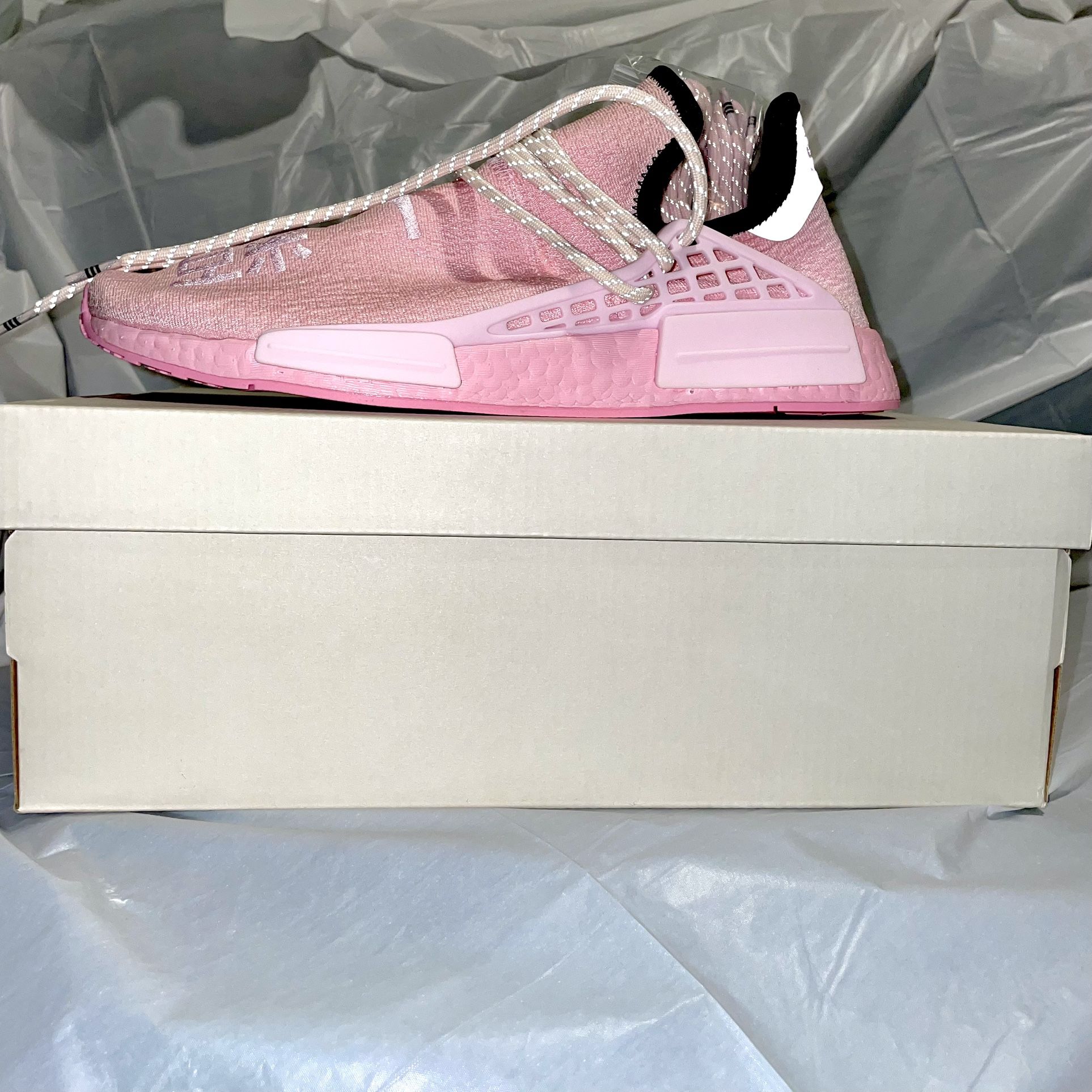 HU NMD PINK ADIDAS