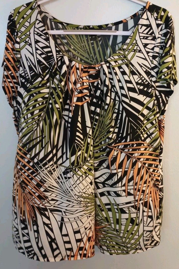2X Worthington Multicolor Leaf Print Blouse
