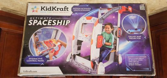 KidKraft Ultimate Spaceship Wooden Pretend Play Set with Lights Sounds and Space Projector