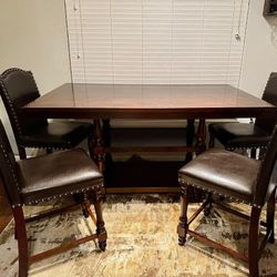 Table With 4 Chairs