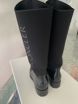 Rain boots