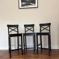 3 Bar stools with backrest
-IKEA ROSENTORP