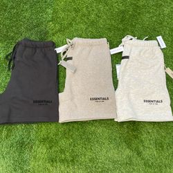 Essentials Shorts