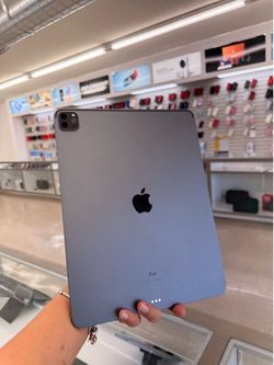 iPad Pro 12.9 5th Gen 128gb WiFi