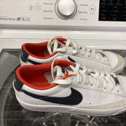 New BLAZER LOW '77 Vintage Shoe Men’s 8.5/Womens 10