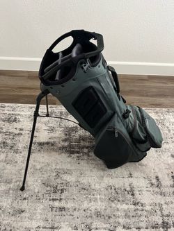 Titliest Golf Bag