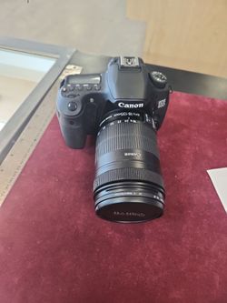Canon camera 2272