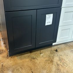 Cabinet type 30" wide bathroom vanity