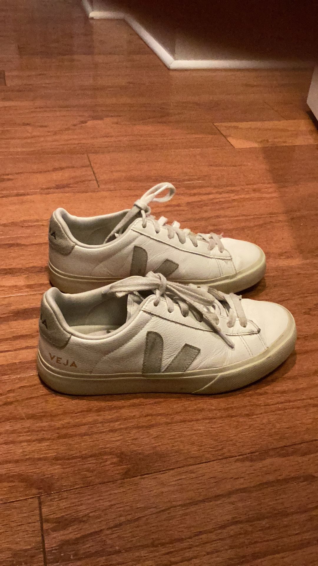 Veja  Campo Woman  CAMPO LEATHER WHITE NATURAL Size 8 