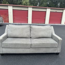 Comfy Gray Sofa Couch 🔥🔥