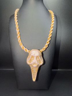 Gold plated moissanite chain and pendant
