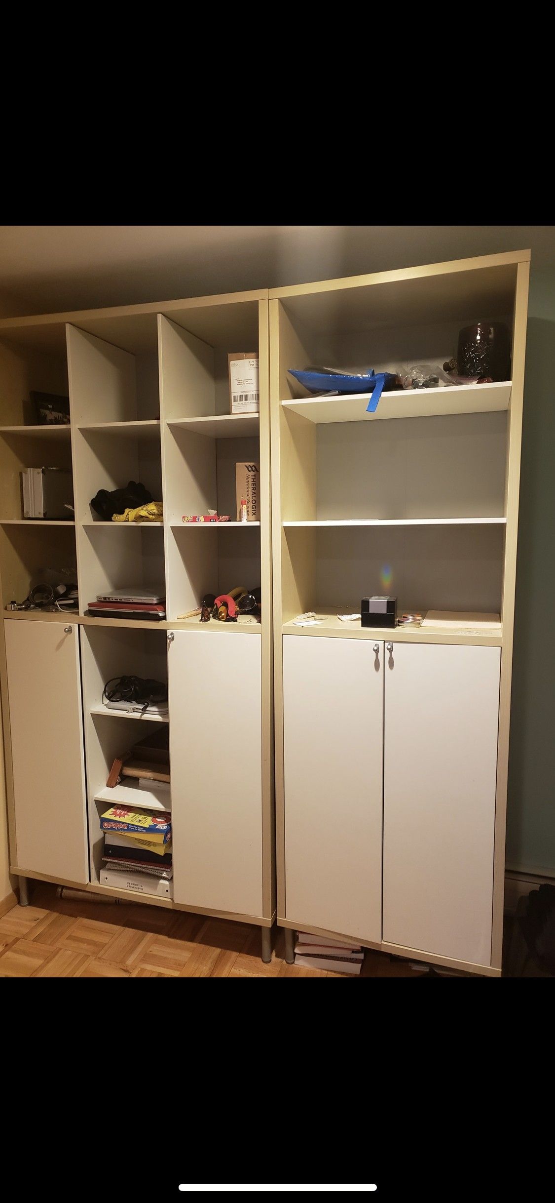 2 pieces closet and book shelf