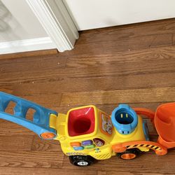 Kids Play Music Ball