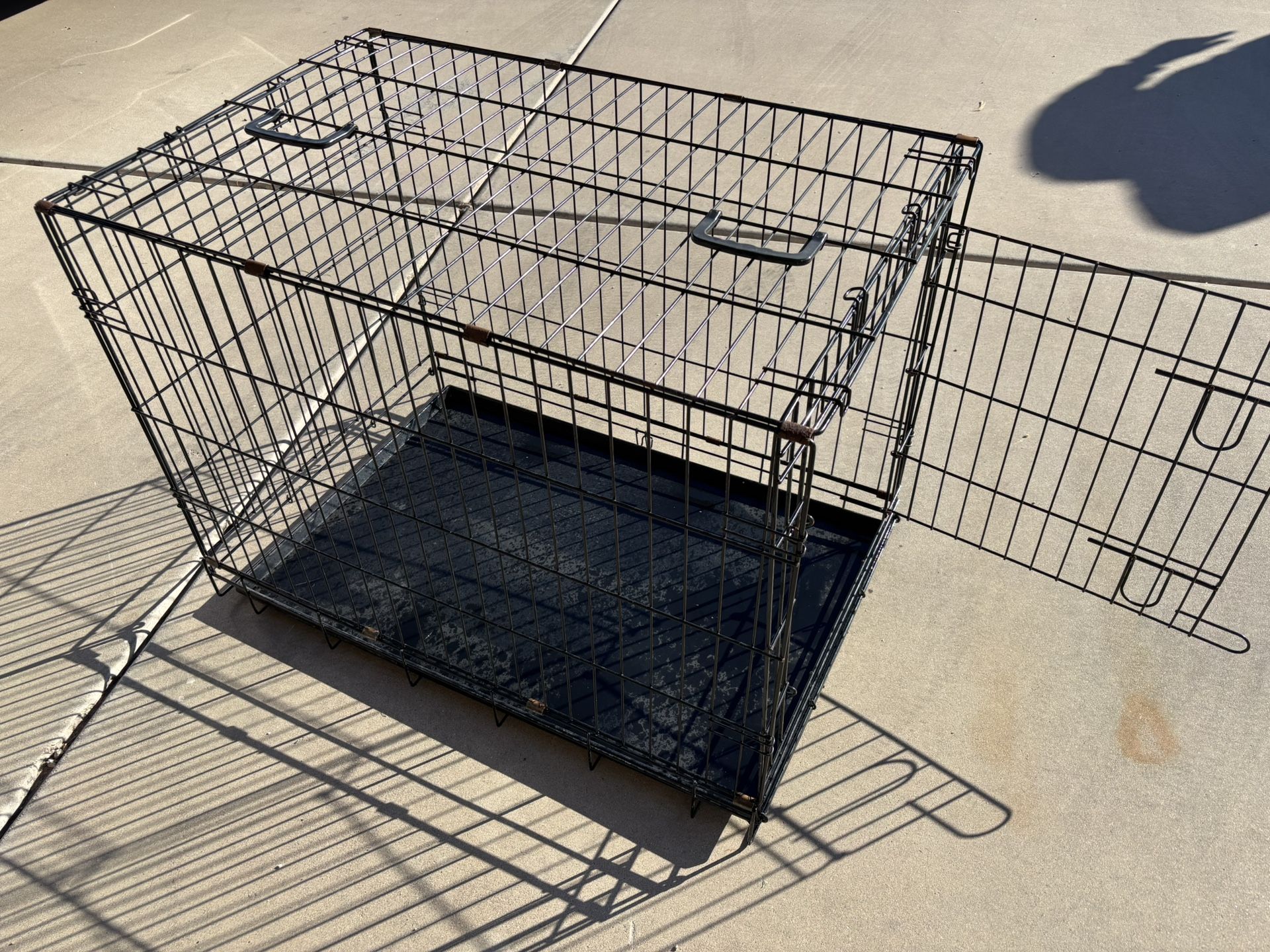 Dog crate: 27”tall*36”long*24”wide