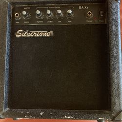 Bass guitar amplifier