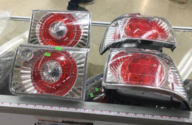 Tail light 92-93 Honda Accord