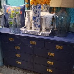 CUTE DRESSER OR TV STAND AT PICKY PINCHERS 801 TURNER ST CLEARWATER OPEN TODAY 12-4 FREE DELIVERY 