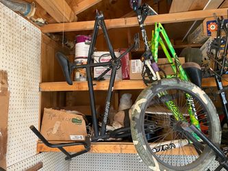 Bikes in need of repair, $10 and up. Peddle car also. Come check them all out if you want to there’s others of mine on OfferUp.