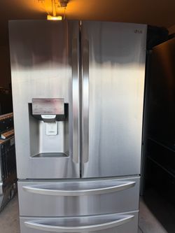 LG Refrigerador Everything Works two months in guarantee  abalible delivery 🚚
