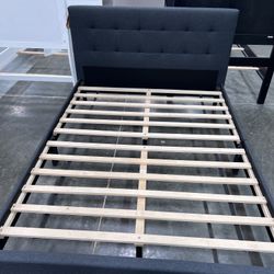 Bed Frame Queen Size 