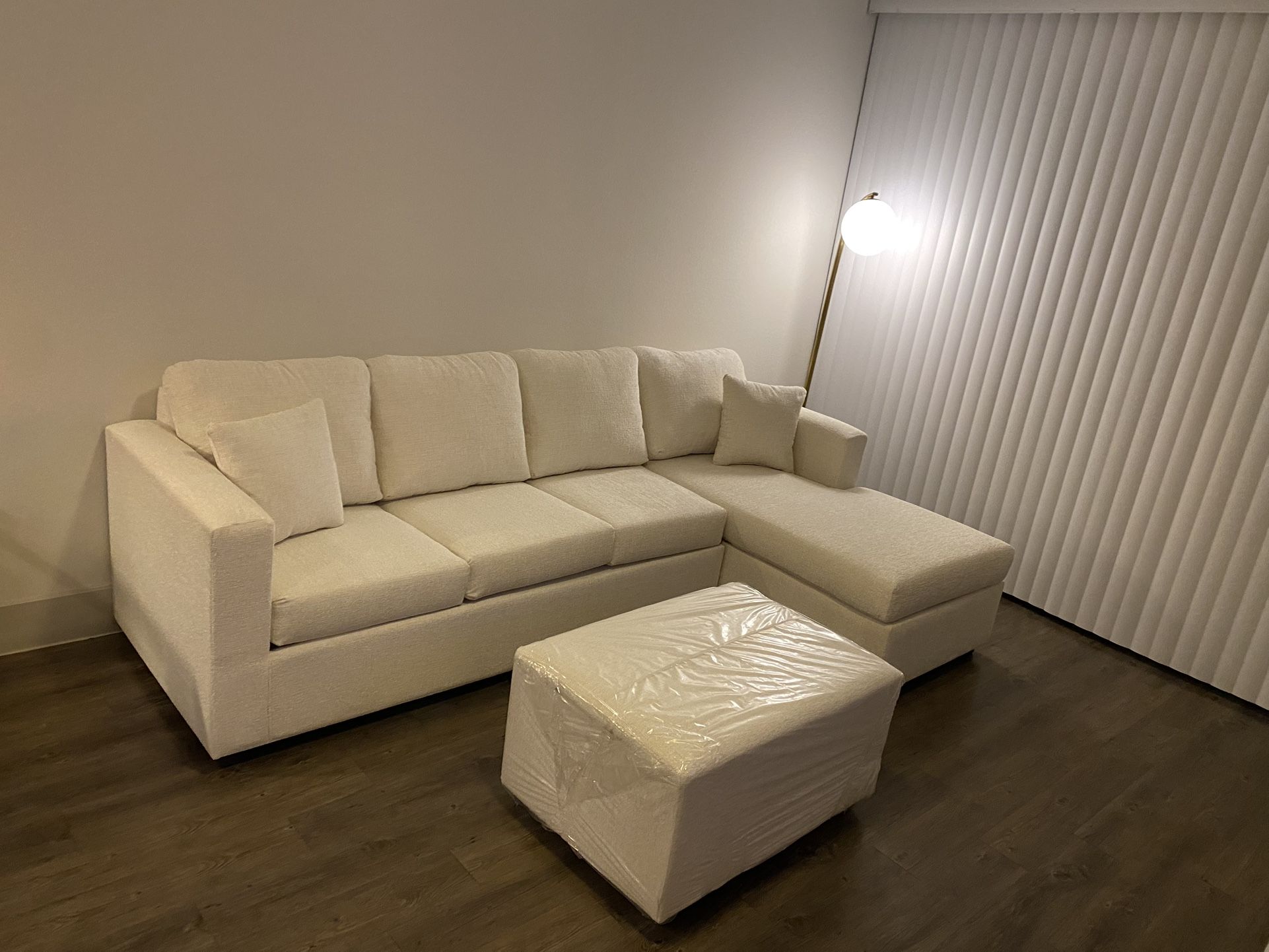 💥 New Cream Sectionals In Stock