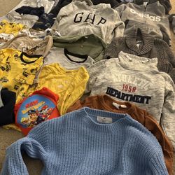 Boys Clothes Carters, H&M, Gap, Next. Size 4T-5T Coat, Vest, Jackets Sweaters. Great Condition Total 32 Items