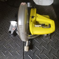 Saw