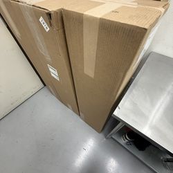 Brand New Fluorescent Light Bulbs — Philips F40T12/CWSupreme; Philips F32T8/TL930/ALTO