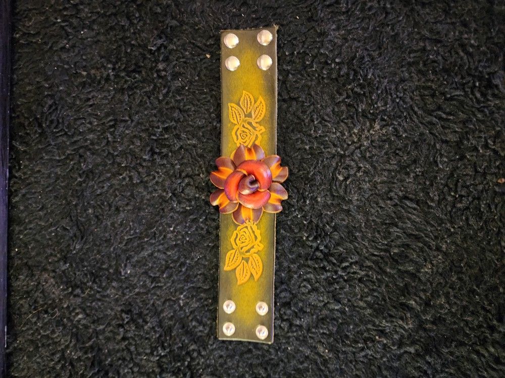 Vintage Genuine Leather Colored Rose Bracelet