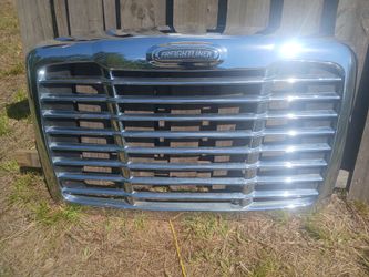 Freight liner Grill