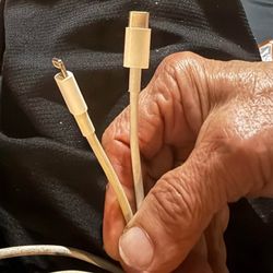Apple 6 Ft. USB-C to Lightning Cable