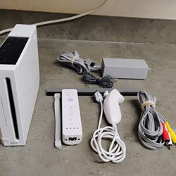 Nintendo Wii Console, Includes: Controller, Nunchuck, Cables, Tested, Working.