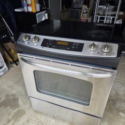 GE Glass Cook Top Stove 