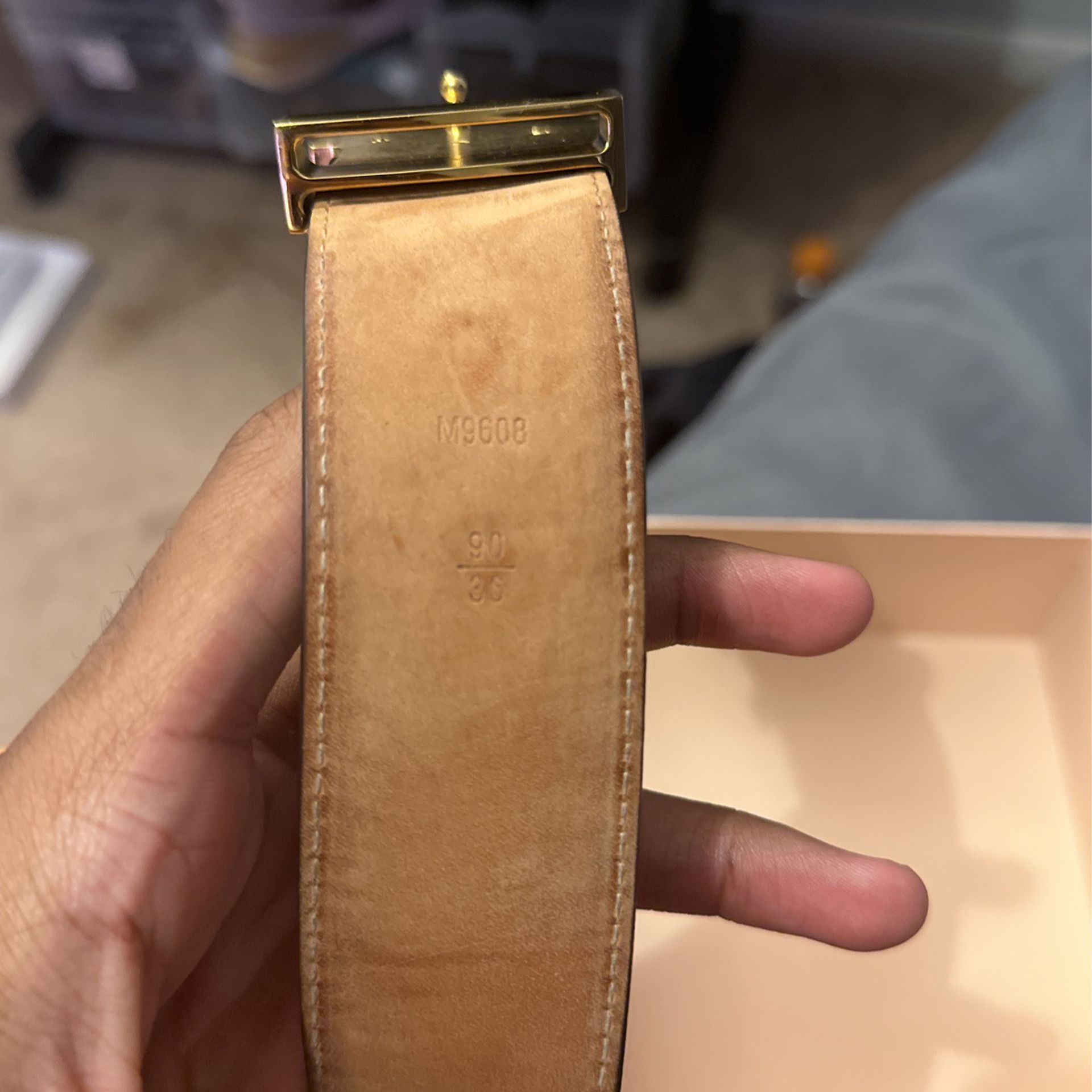 Gucci And Louis Vuitton Belt for Sale in Taylor, MI - OfferUp