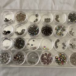 Jewelry Making Crystal Beads Gray/Asst Czech/Swarovski Assorted Sizes in Plastic Storage Containers
