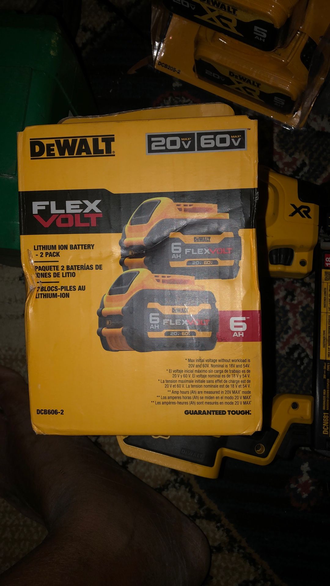 DeWalt FLEXVOLT 6Ah 2pack   Batteries 